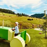 Osada Snozka - W Gorach Z Balia I Kominkiem シャレー クルシュコフツェ